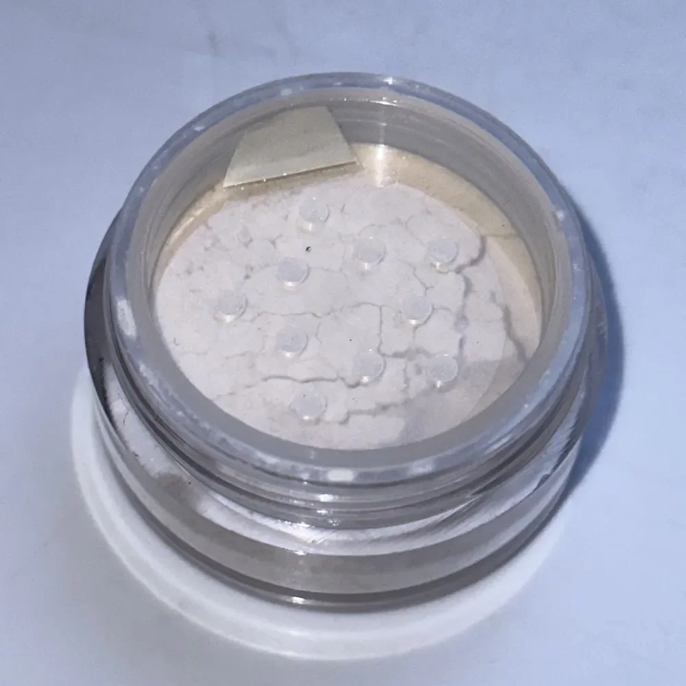 New‎ Kat Von D travel/trial size translucent setting powder